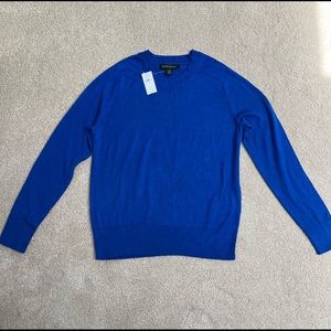 Banana Republic light sweater- NWT